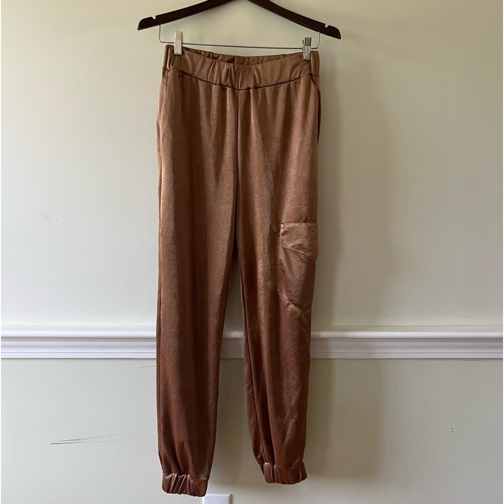 Zara satin cargo pants, NWT